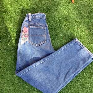 Vintage High Waisted Floral Patchwork Straight Leg Jeans - Size S